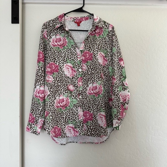 Guess Women’s Vianca Printed Satin Shirt Button Down Leopard Animal Floral Work - Picture 3 of 9